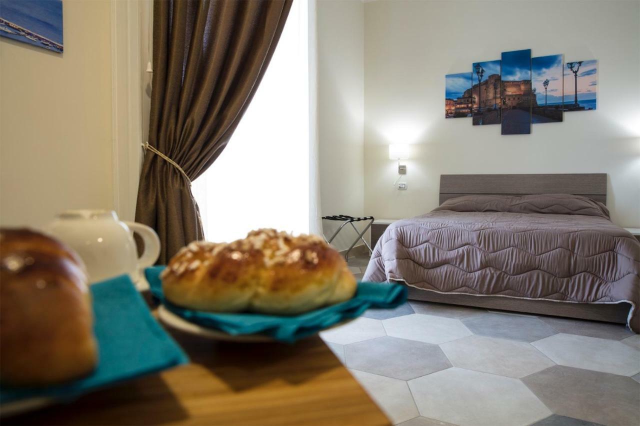 B&B La Dimora Del Conte Napoli Eksteriør billede